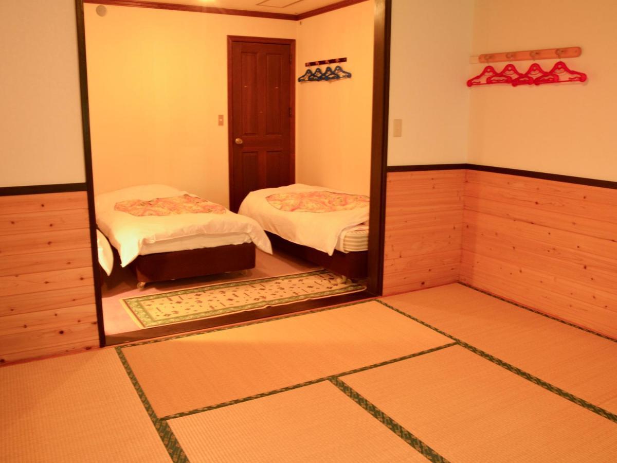 Villa Montblanc Hakuba Familia Exterior foto